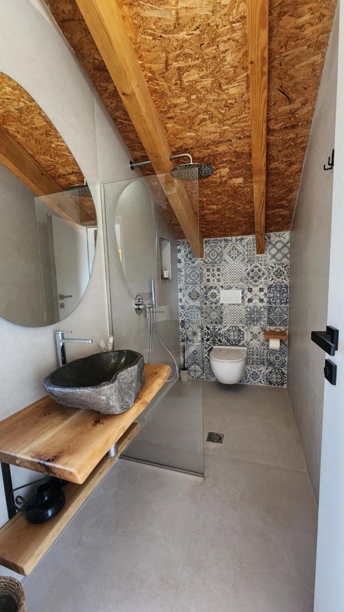 Guesthouse Te Avllia Kelcyre Bagian luar foto
