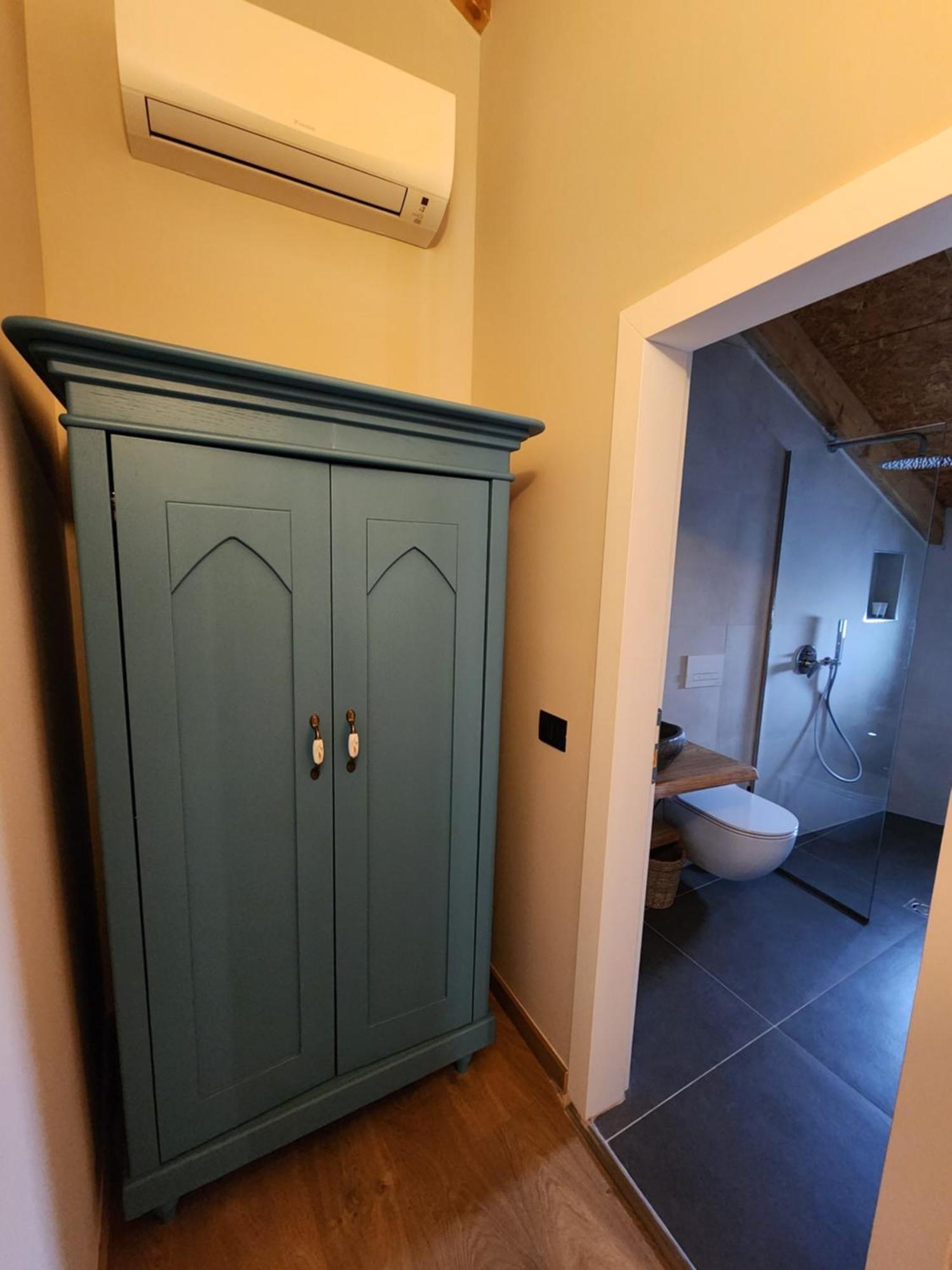 Guesthouse Te Avllia Kelcyre Bagian luar foto